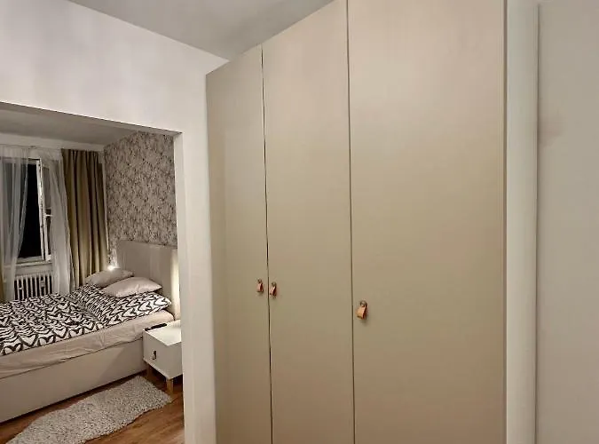 Castle Hill In Old Town Of With Free Parking Apartman *