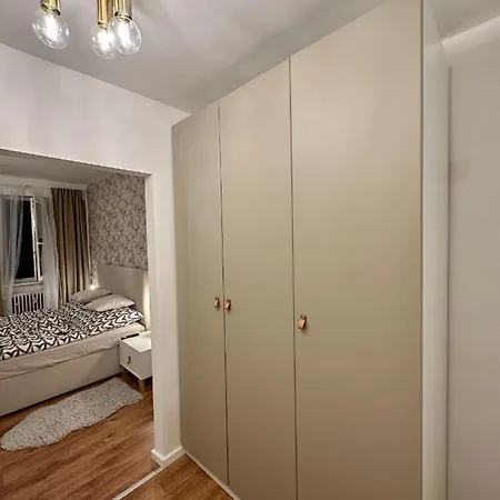Castle Hill In Old Town Of With Free Parking Apartament *